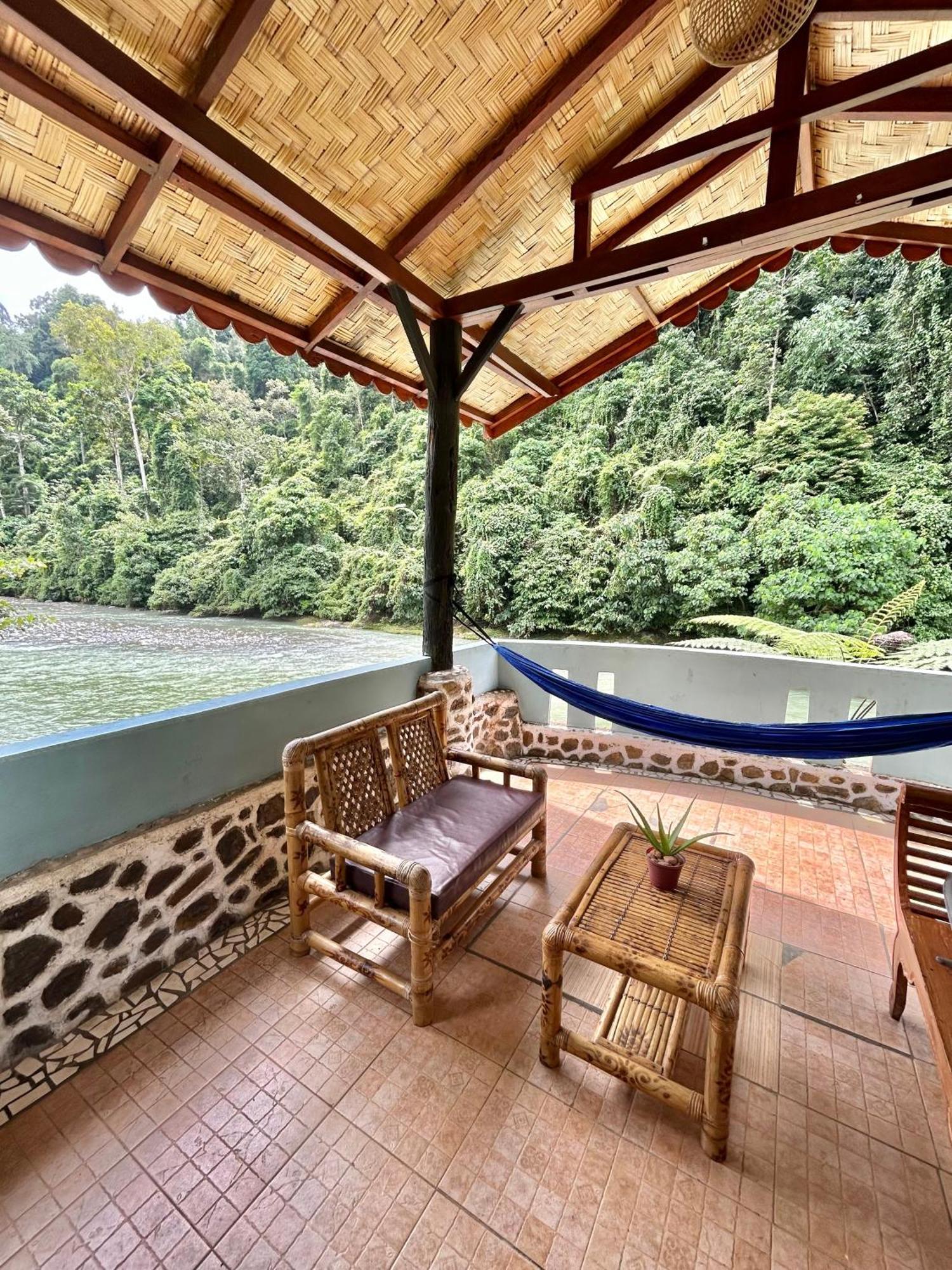 Aussie Inn Букит-Лаванг Экстерьер фото
